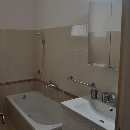 Apartma Vistamare *